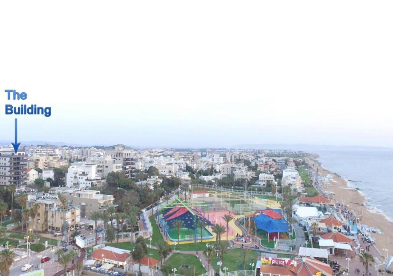 Balfour Sea View City Center 纳哈里亚 外观 照片